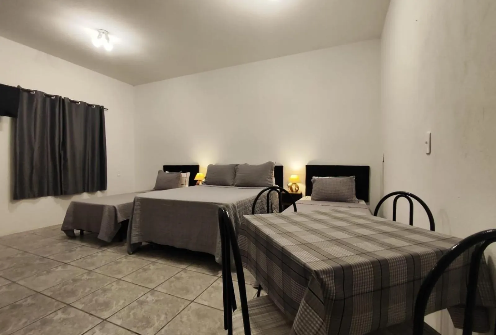 Villa Bilac - Amplos Studios 2Km Da Vila Germanica Blumenau