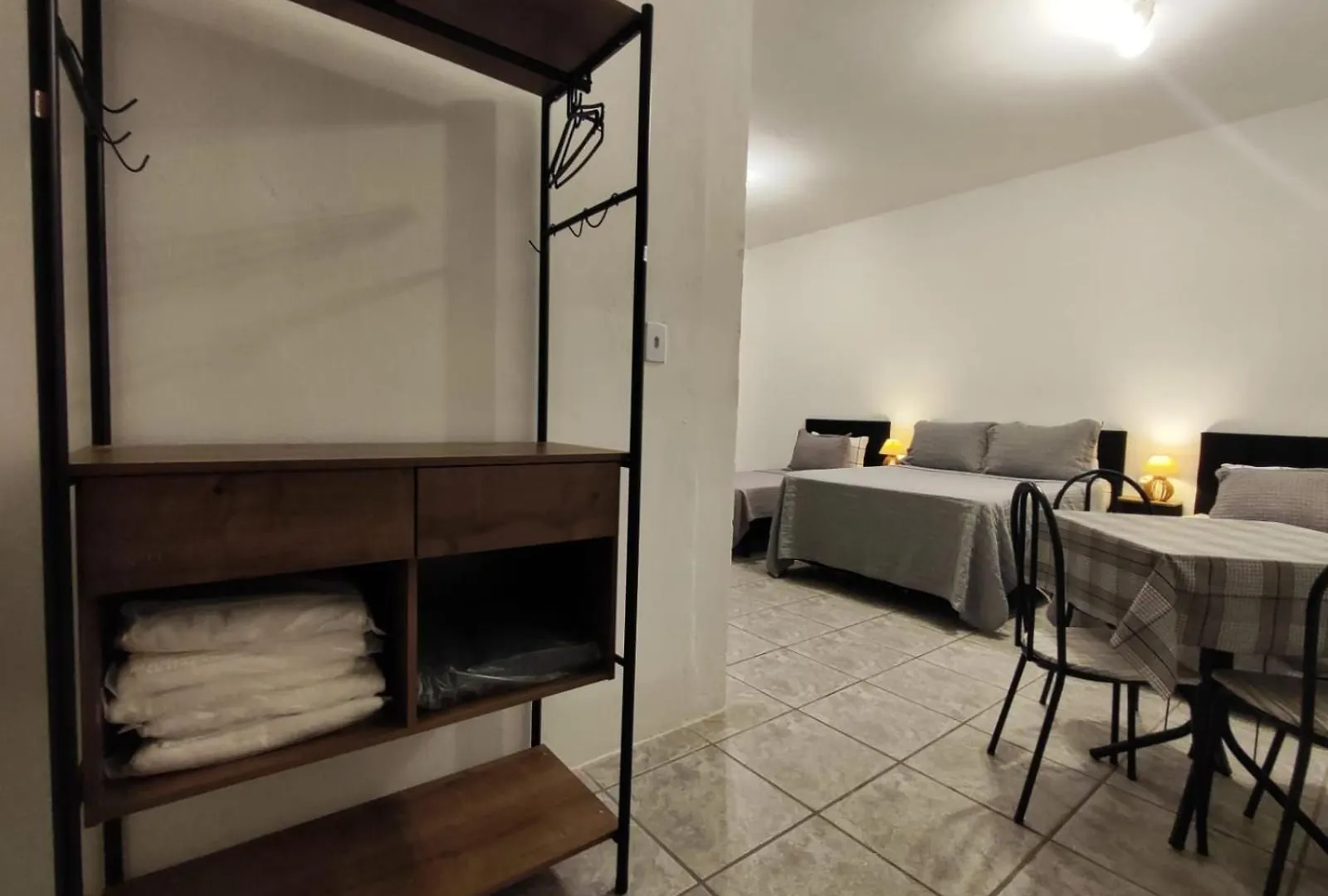 Villa Bilac - Amplos Studios 2Km Da Vila Germanica Blumenau Apartamento