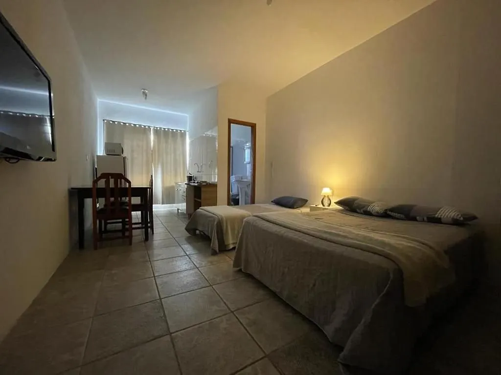 Villa Bilac - Amplos Studios 2Km Da Vila Germanica Blumenau