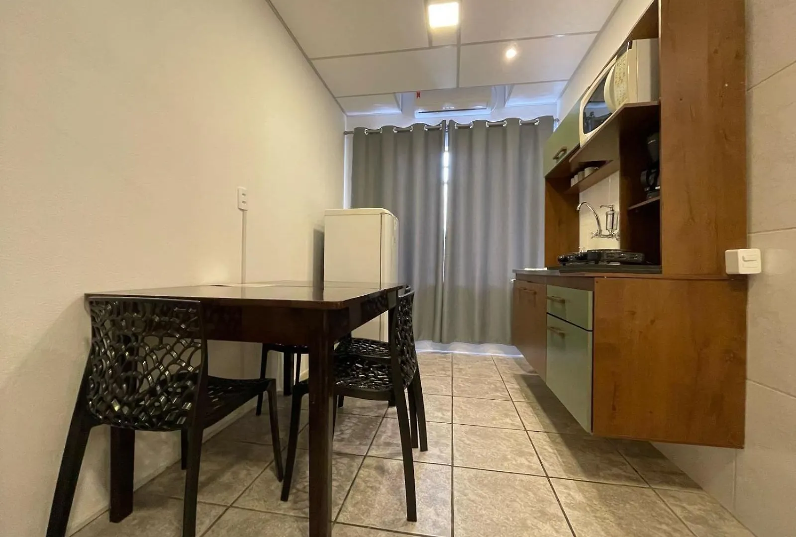 Villa Bilac - Amplos Studios 2Km Da Vila Germanica Blumenau Apartamento